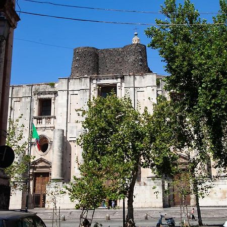 La Casetta In Centro By Sicily In Home Catania Exterior photo